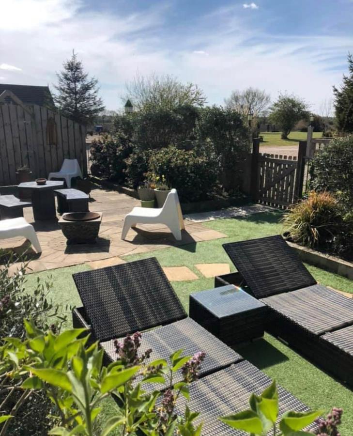 Lincoln Holiday Retreat View With Private Hot Tub Bagian luar foto