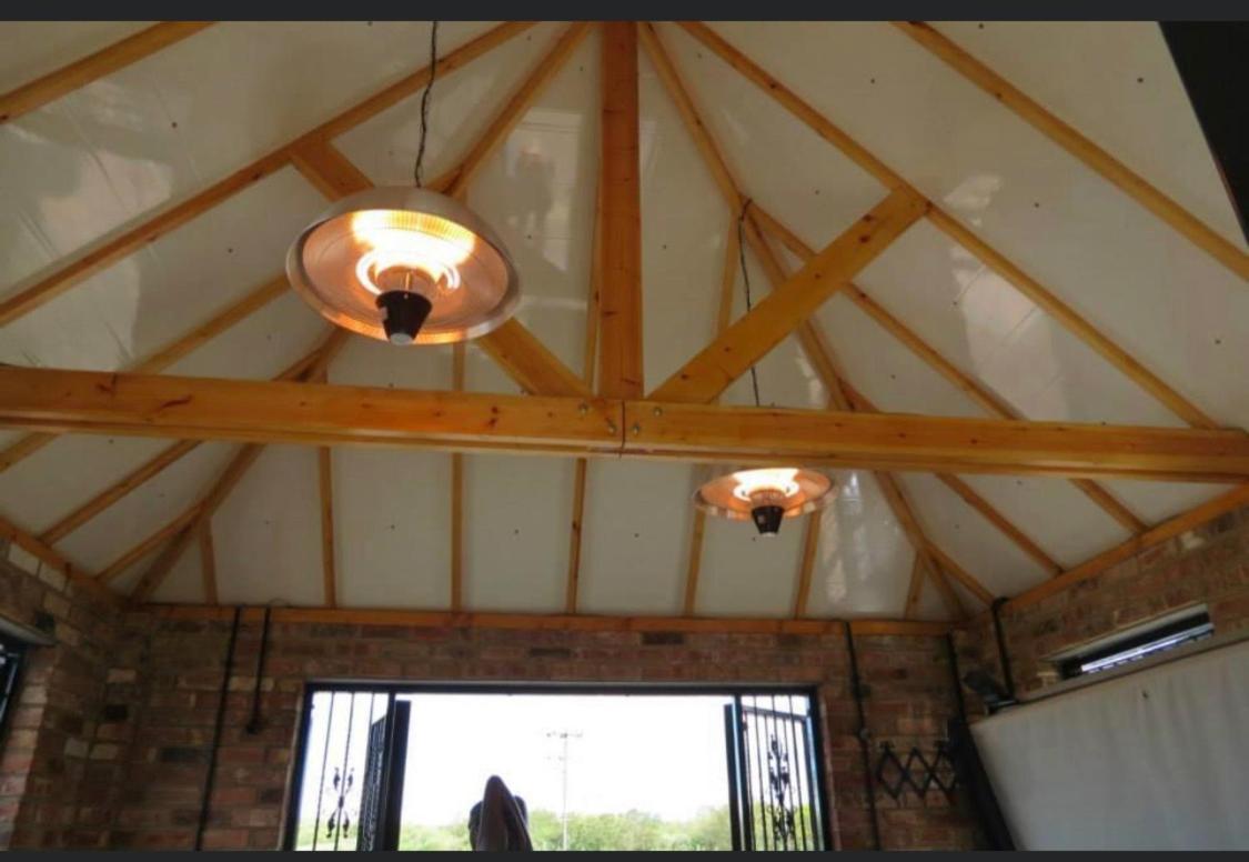 Lincoln Holiday Retreat View With Private Hot Tub Bagian luar foto