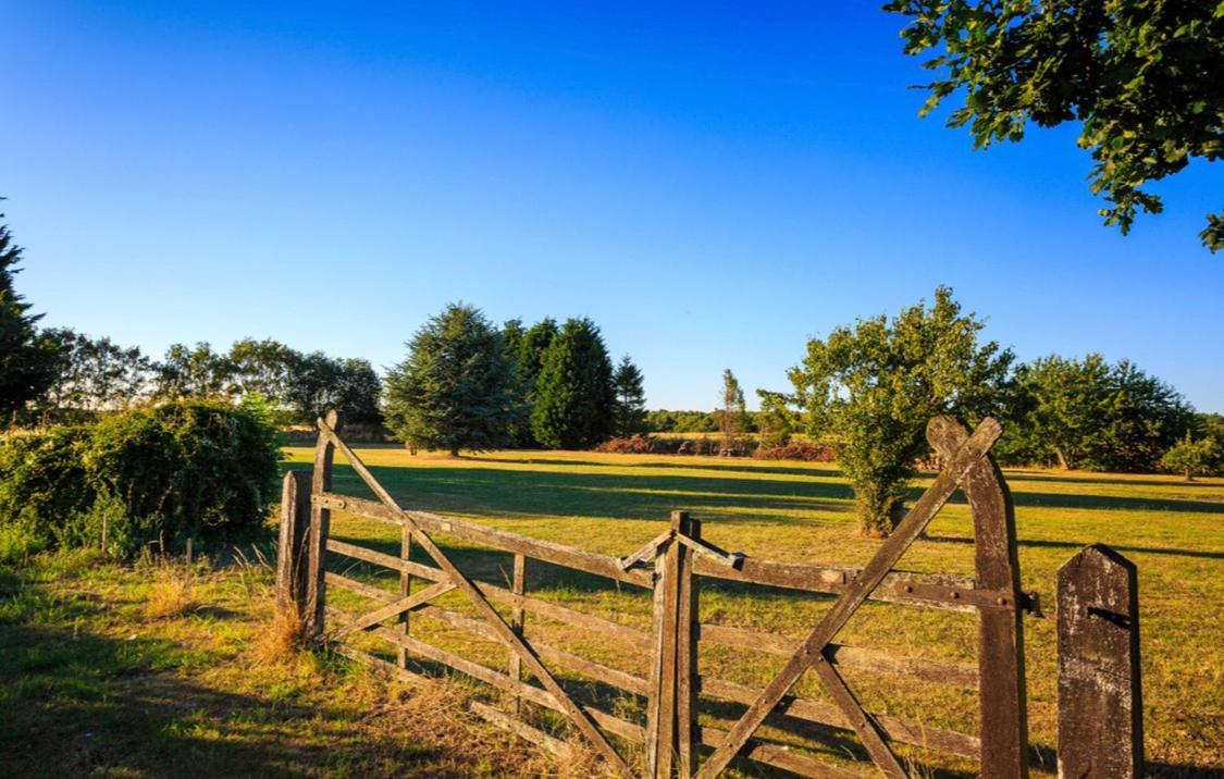 Lincoln Holiday Retreat View With Private Hot Tub Bagian luar foto